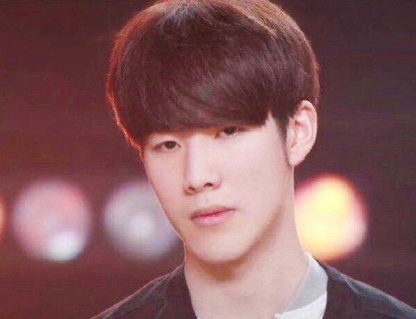 YSKM ：感觉EDG的其他路没有我们队友厉害